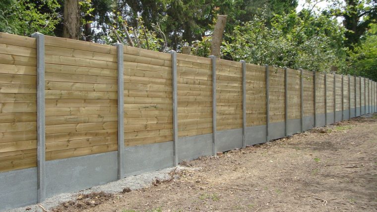 cloture jardin poteau bois