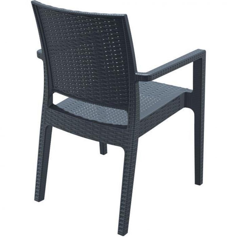 chaise en plastique de jardin