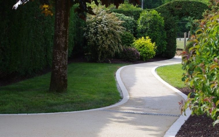 allee de jardin beton