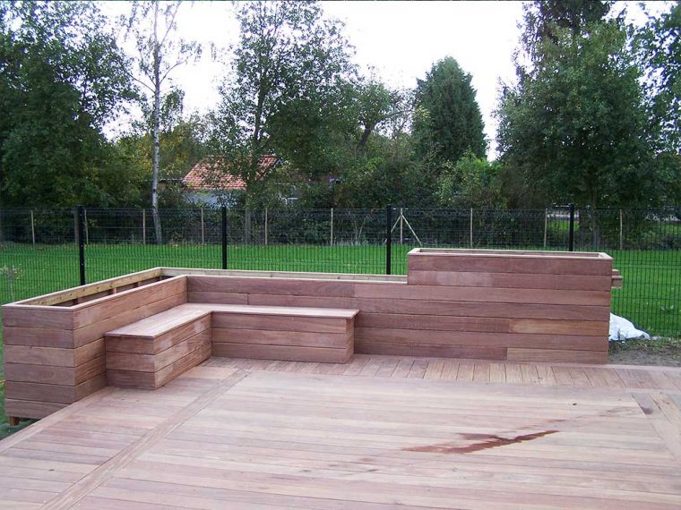 jardiniere integree dans terrasse