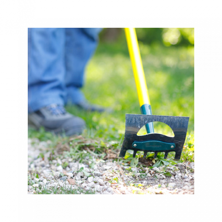 une binette de jardin