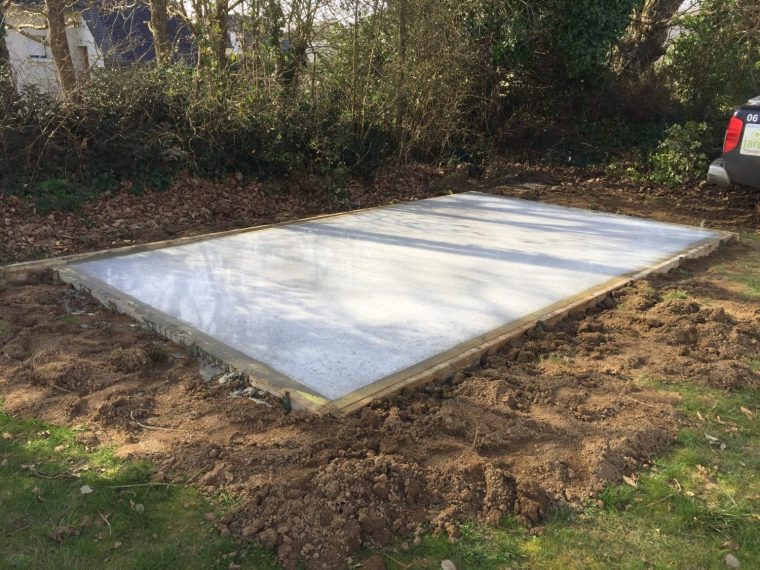 dalle abri de jardin beton