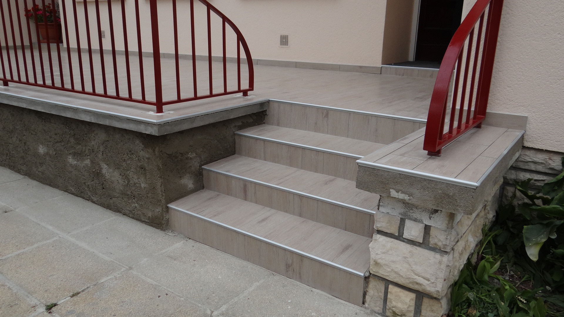 Carrelage Escalier Extérieur Finition Escalier Beton Exterieur Elegant Marche Exterieur