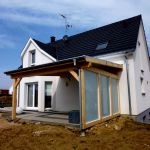 Couvrir Une Terrasse Avec Des Tuiles Maison Avec Auvent En Tuiles