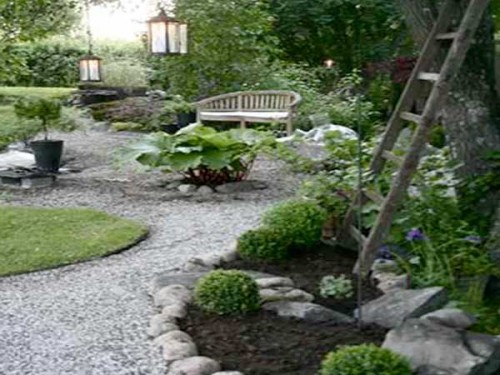Deco Jardin Zen Pierres Graviers Et Gazon Pour Faire L Allee Du Jardin Zen