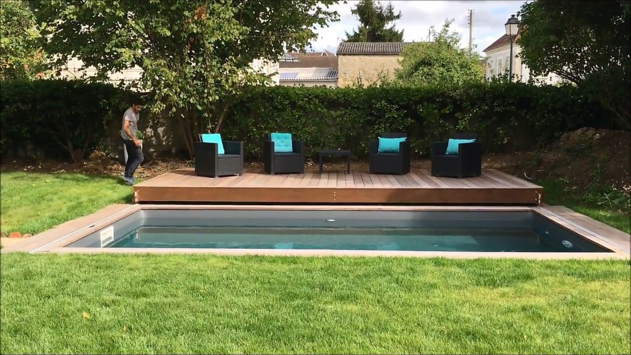 terrasse bois coulissante sur piscine paris