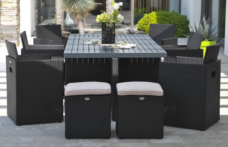 table de jardin fauteuil encastrable