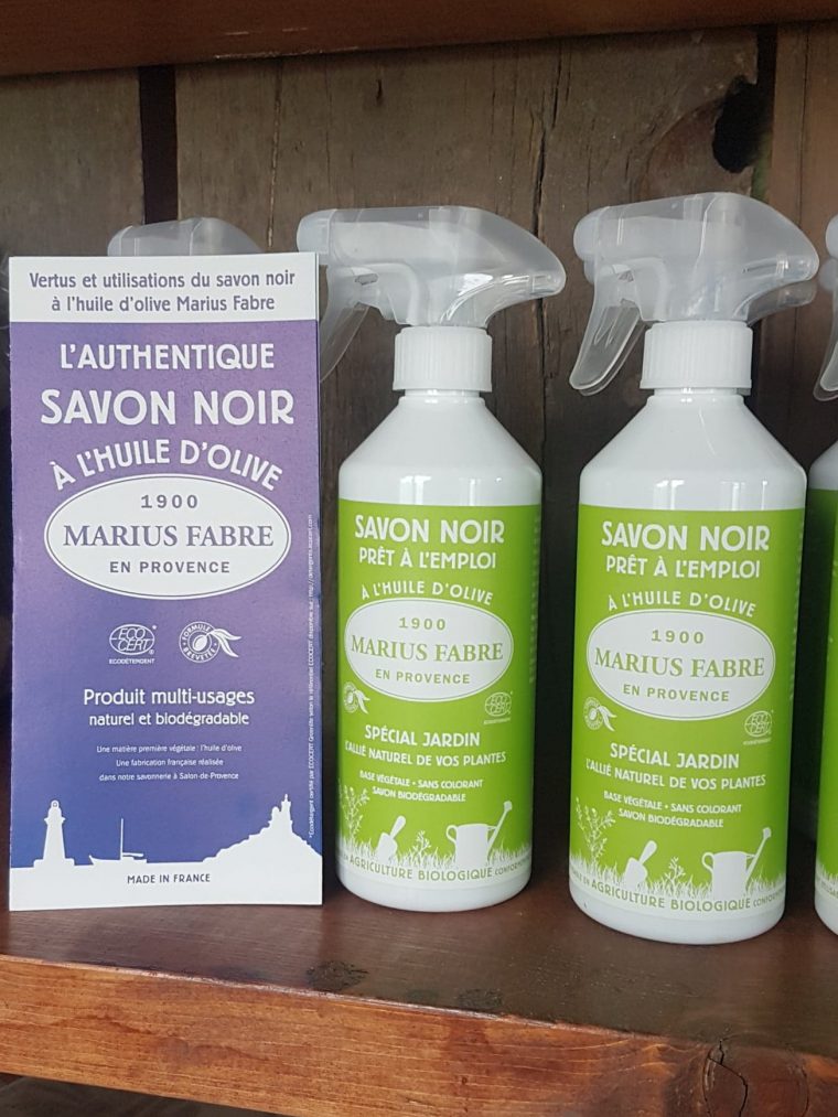 savon noir pour jardin