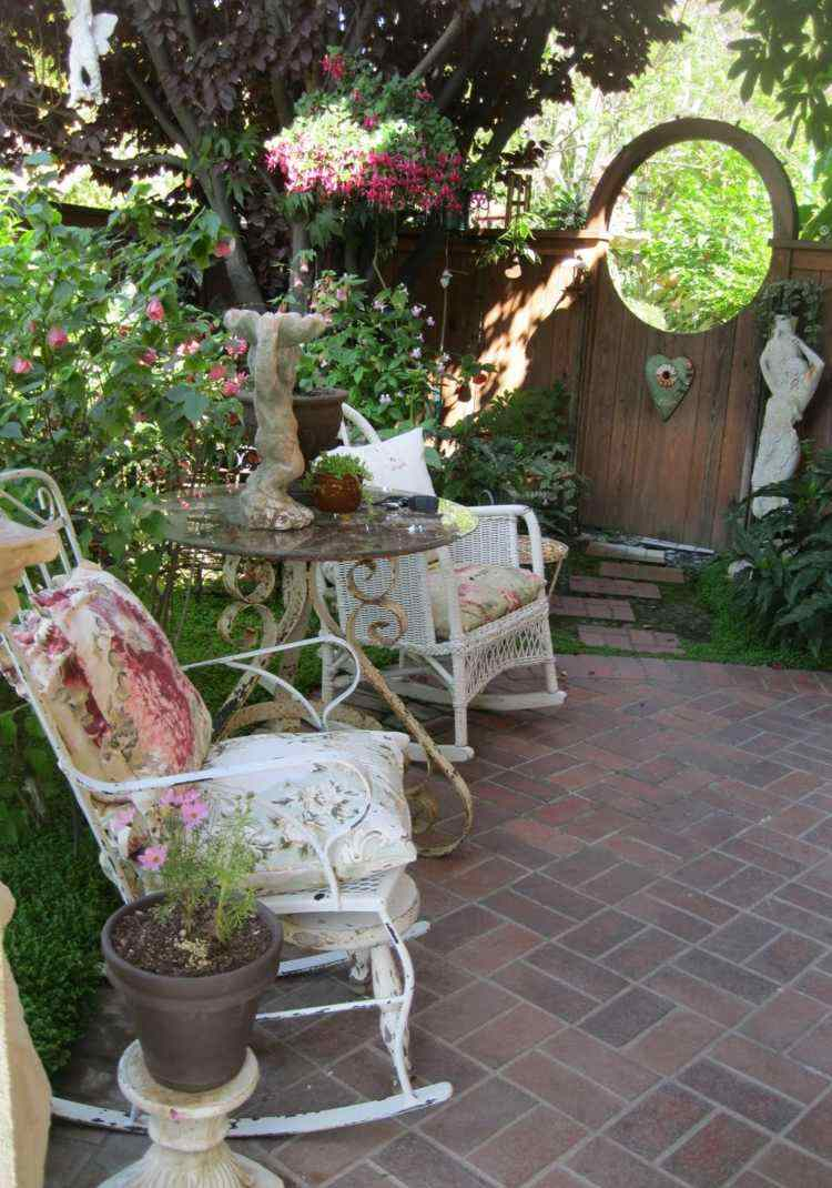 Décoration Jardin Pas Chère En 30 Objets De Style Shabby ... intérieur Objets Decoration Jardin Exterieur