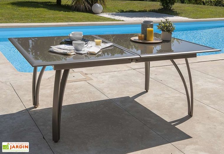 table salon de jardin en verre