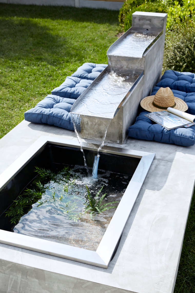 fabriquer une fontaine de jardin en bois