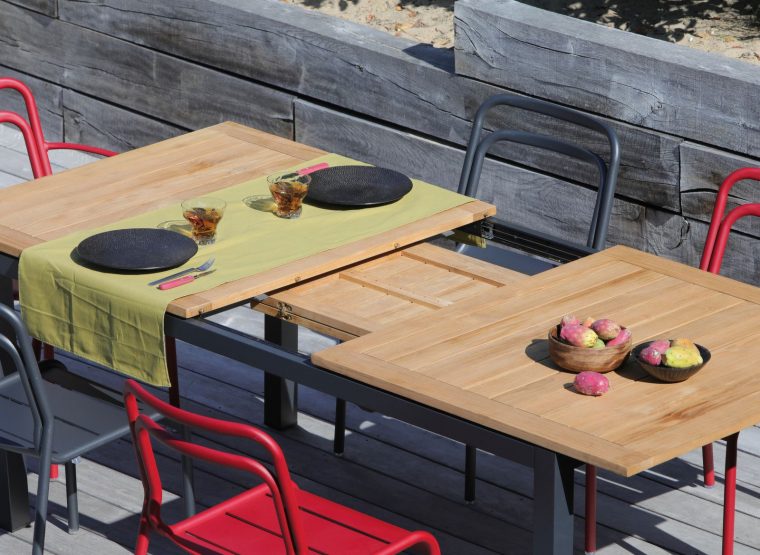 plateau de table de jardin