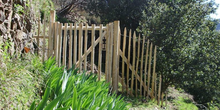 portillon de jardin en bois sur mesure