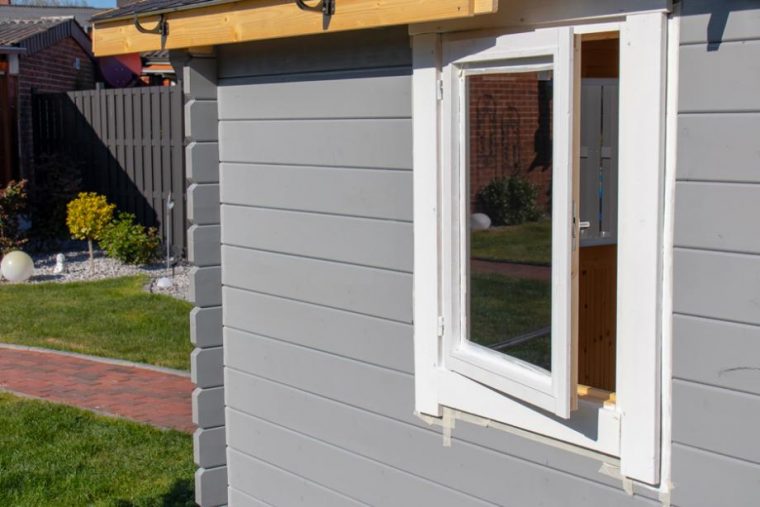 peindre chalet de jardin