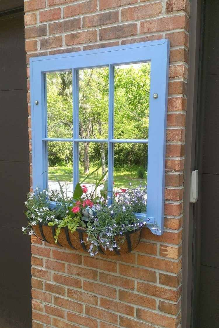 55 Ideen Für Gartendeko Aus Alten Fenstern Und Türen ... encequiconcerne Decoration Jardin Exterieur