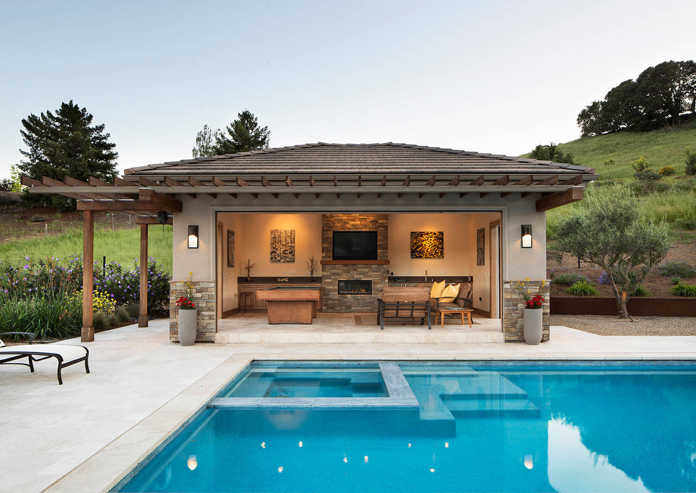 75 Beautiful Transitional Pool House Pictures &amp; Ideas ... serapportantà Pool House Plans Idees