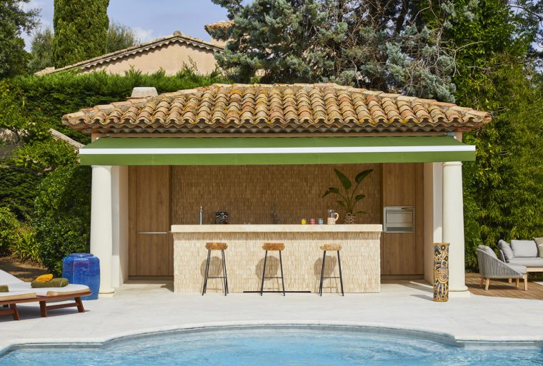 Aménagement Un Pool House : Matière, Modèle, Prix... serapportantà Pool House Avec Rangement