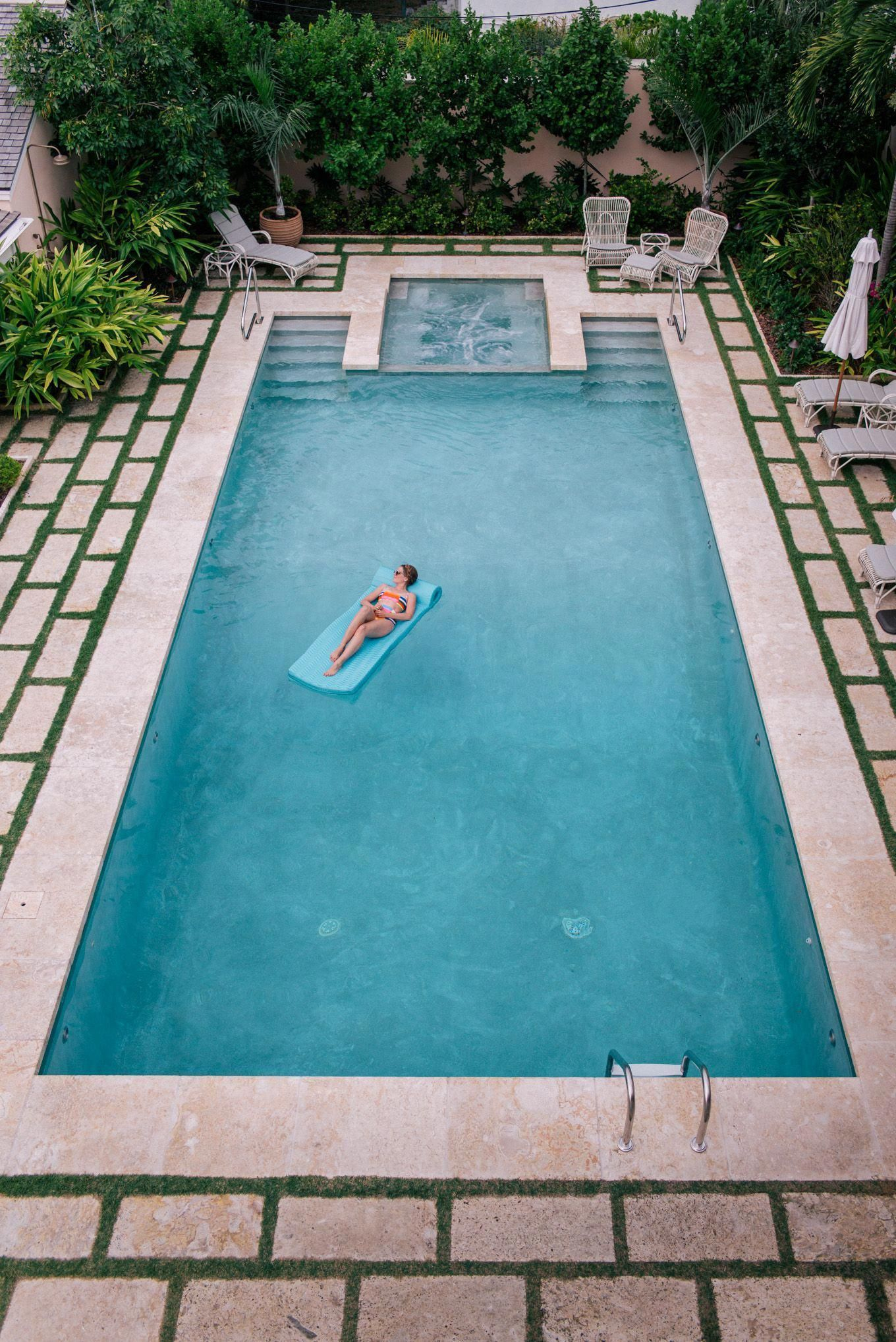 Bahama House, Harbour Island | Swimming Pools Backyard ... destiné Pool House 10M2