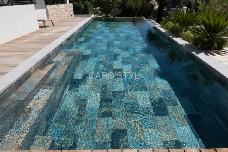 Caro'styl Votre Magasin De Carrelages De Piscine, Situé Dans ... destiné Piscine Carrelage Bali