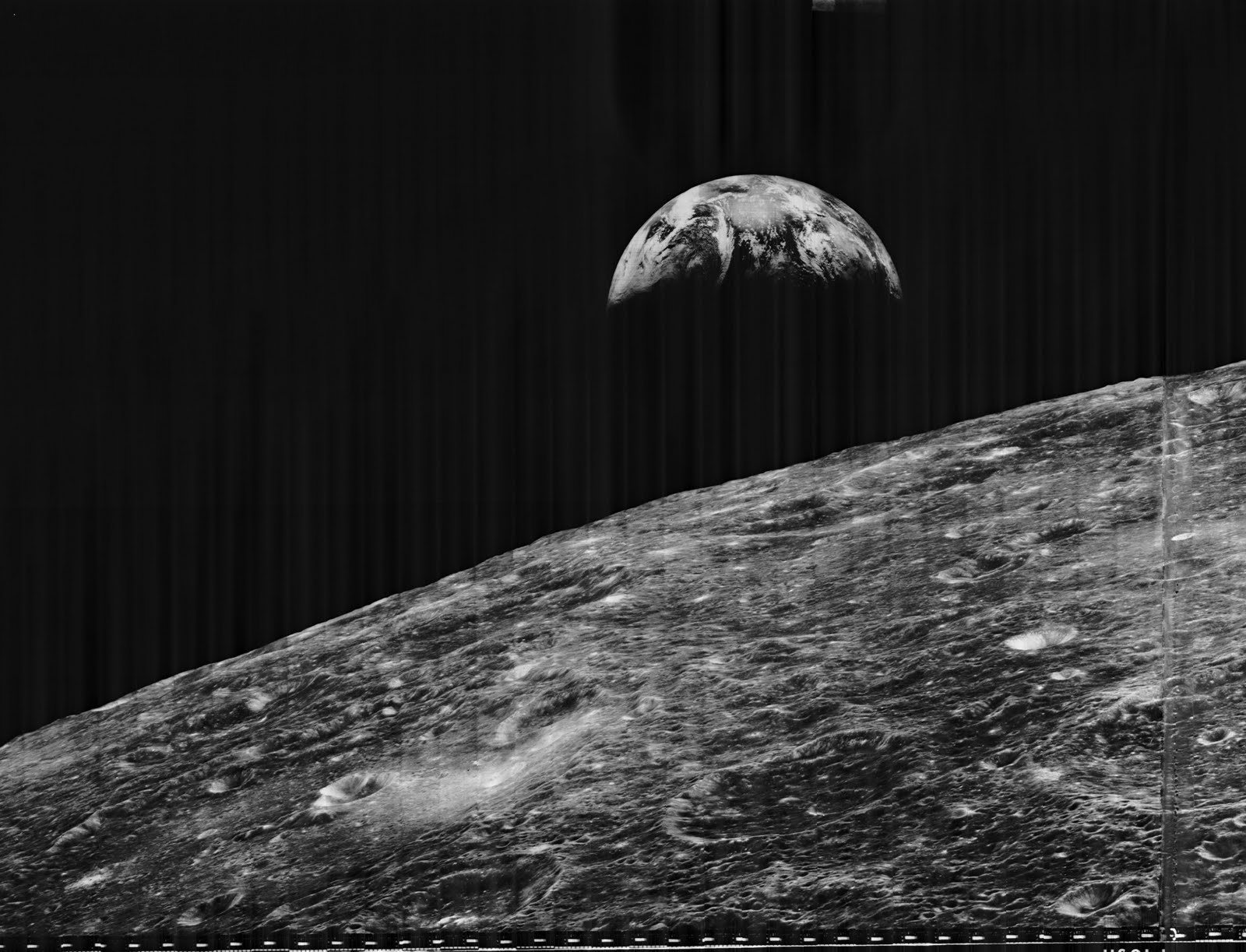 Complotti Lunari: 45 Anni Fa, La Prima Foto Della Terra ... dedans Dalle Luna