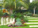 Création De Jardin Fleuri – Aménagement Jardin Fleuri ... destiné Crer Un Jardin Paysager