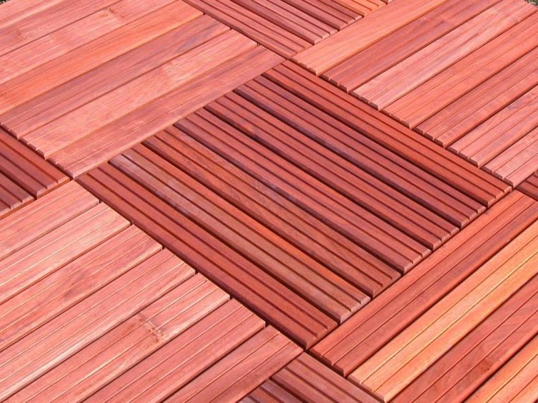 Dalle De Terrasse En Bois Exotique Padouk - 100 X 100 Cm - Caillebotis dedans Cailleboutis 1Mx1M Bois Exotique