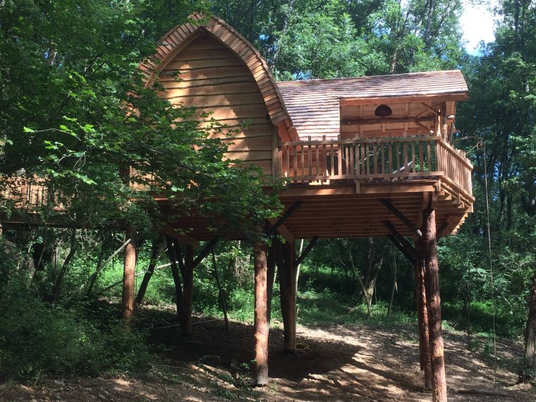 Hébergement Insolite | Les Cabanes Jacquoises pour Forest Style Cabanon Sur Pilotis Maria