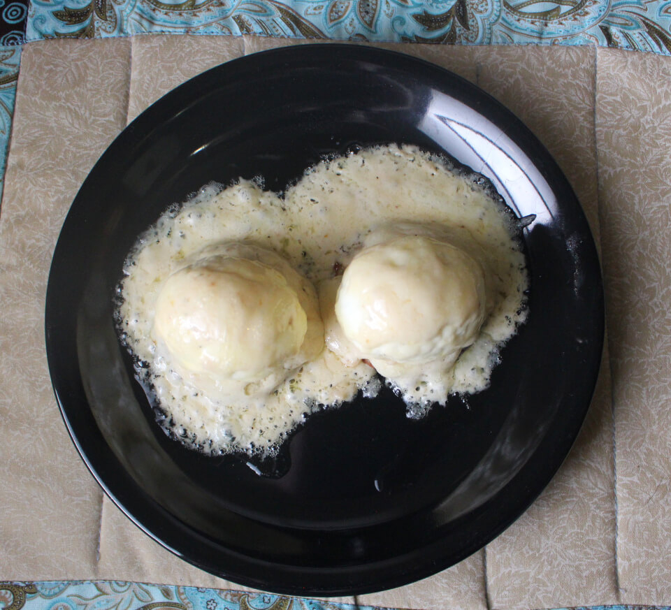 Julia Child's Poached Eggs On Canapés | Cooking Like Julia destiné Canapé Julia But