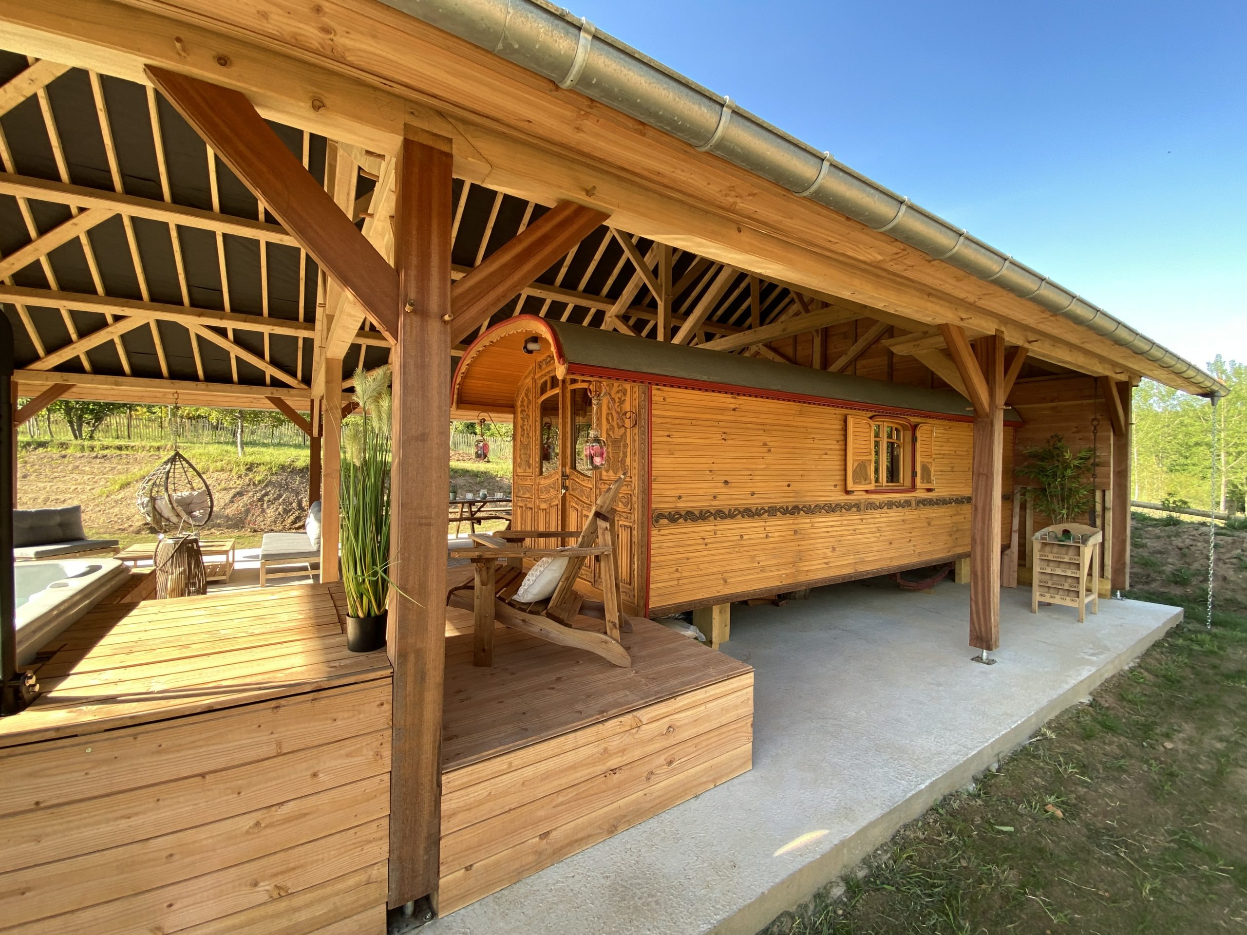 Les Chaignonnières - Spa, Salle De Jeux Roulotte - Maisons À ... concernant Artisan Cherbourg Abri De Jardin Toit Plat