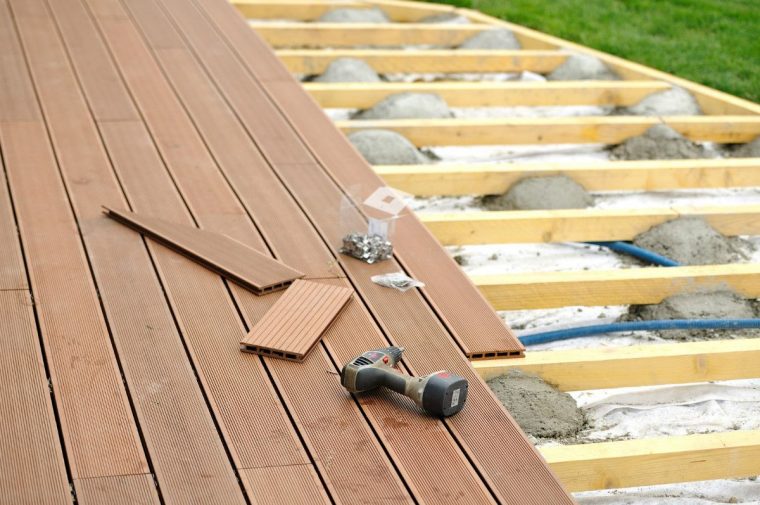 Méthode Pour Bien Construire Une Terrasse En Bois ... serapportantà Fabriquer Une Terrasse Méthode Pour Bien Construire Une Terrasse En Bois ... serapportantà Fabriquer Une Terrasse