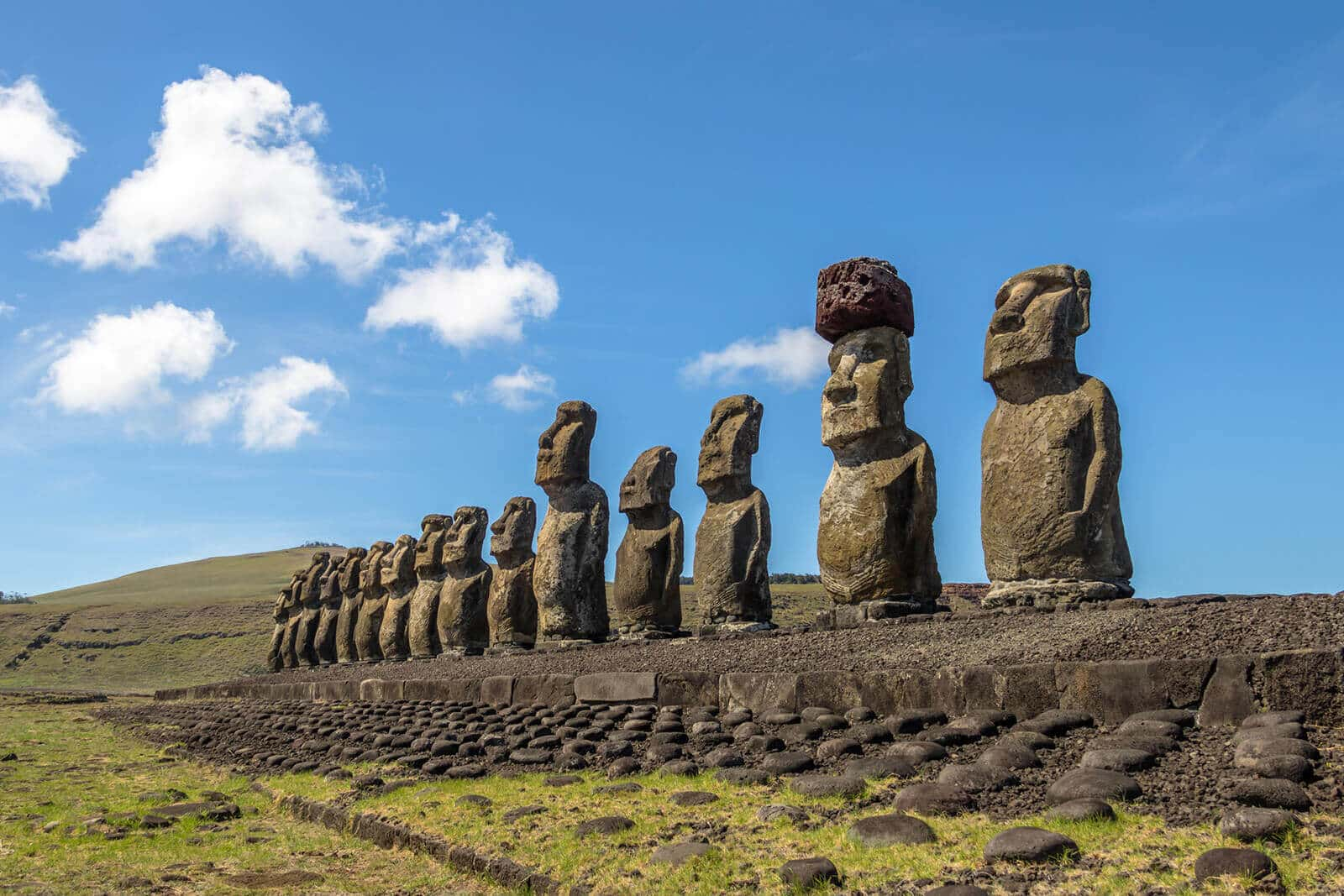 Moai Köpfe &amp; Tiki Figuren Für Den Garten Kaufen - Das Müssen ... destiné Statue Moaï 1M