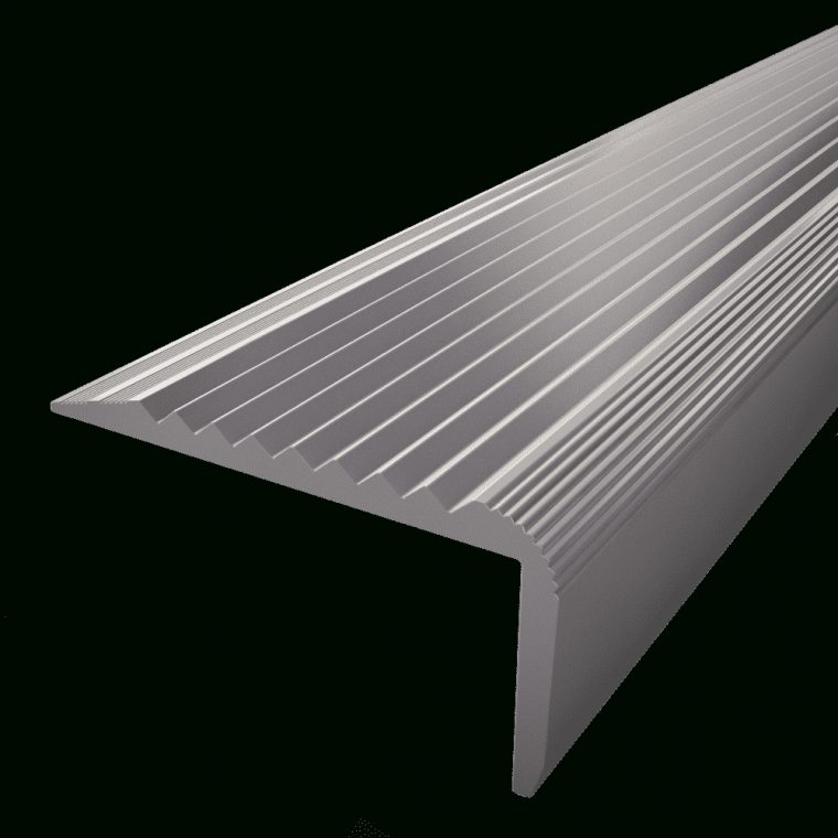 Nez De Marche Aluminium Et Antidérapant 40 Mm X 20 Mm X 3 X 3 M tout Nez De Marche 40X40