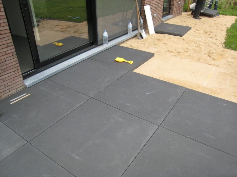 Oprit En Terras In Megategels 100 X 100 Cm - Pagina 3 ... destiné Dalle Beton 100X100