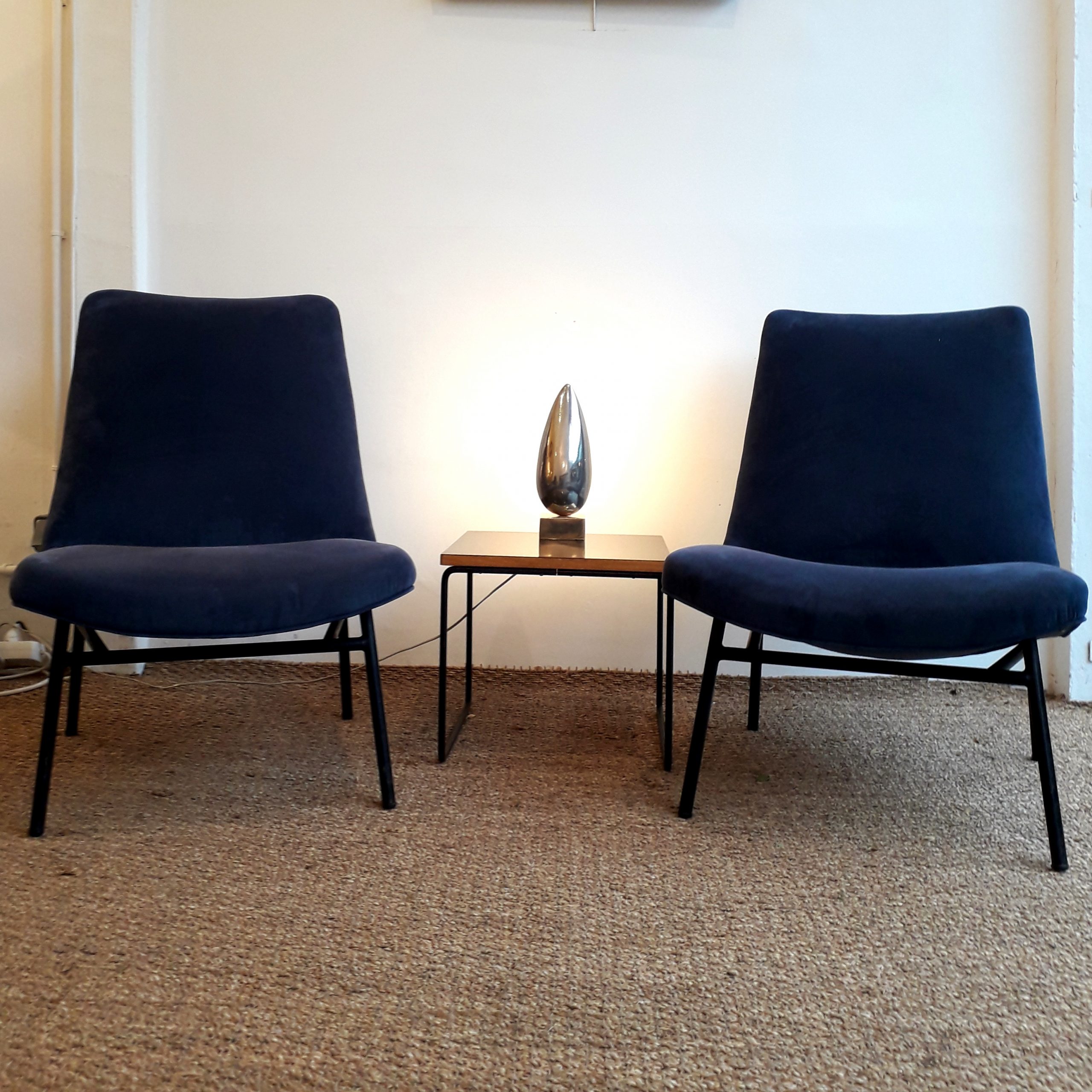 Pair Of Chairs Sk660 Pierre Guariche For Steiner, C. 1955 ... encequiconcerne Sk660