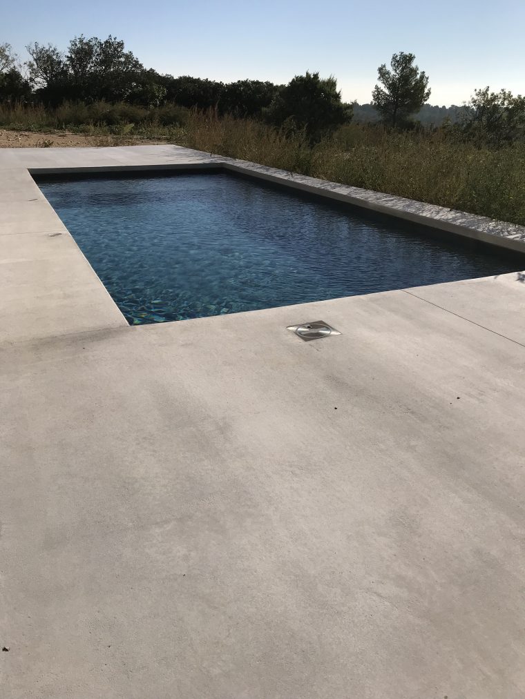 Plages De Piscine Béton Coloré - Revêtement Sol Et Mur Nîmes ... avec Plage Piscine Béton Plages De Piscine Béton Coloré - Revêtement Sol Et Mur Nîmes ... avec Plage Piscine Béton