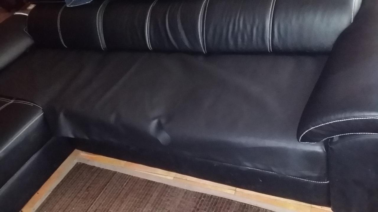 Protection D'assise Canapé En Simili Cuir Noir, Sur Mesure encequiconcerne Recouvrir Un Canapé En Simili Cuir
