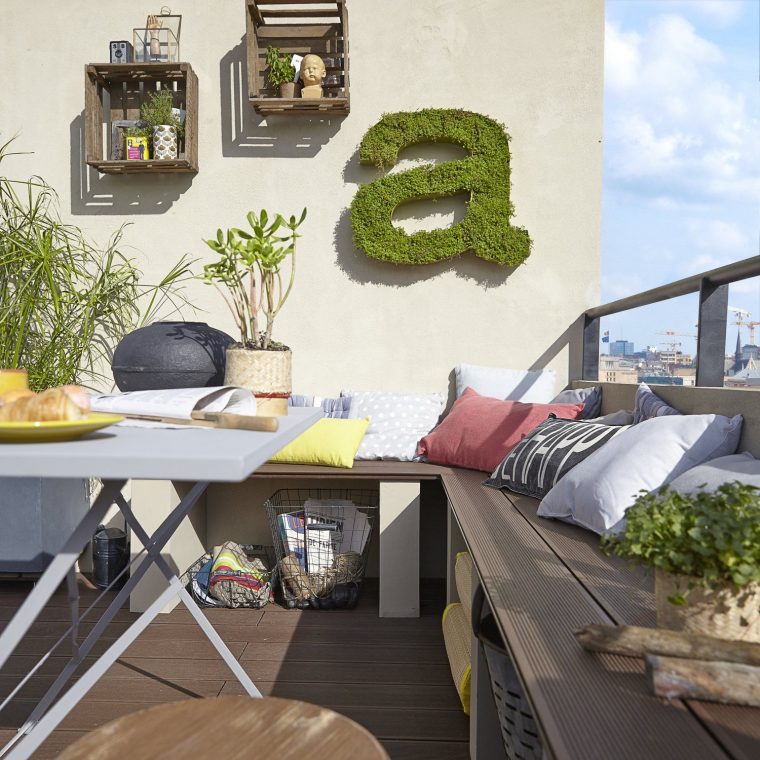 Réaliser Une Banquette En Bois Composite Pour Votre Balcon ... à Fabriquer Banquette Balcon Réaliser Une Banquette En Bois Composite Pour Votre Balcon ... à Fabriquer Banquette Balcon