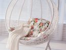 Shabby Chic Style Hanging Chair. #shabbychic #hangingchair ... intérieur Fauteuil Suspendu Wish