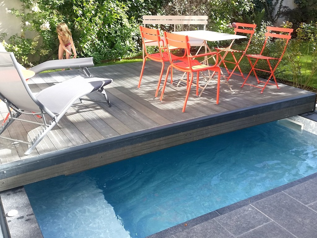 Terrasse Mobile Piscine Azenco : Pooldeck, Fabrication ... pour Terrasse Mobile Piscine Prix