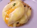 The Adventures Of An Oven: Poached Eggs On A Canapé With A ... destiné Canapé Julia But