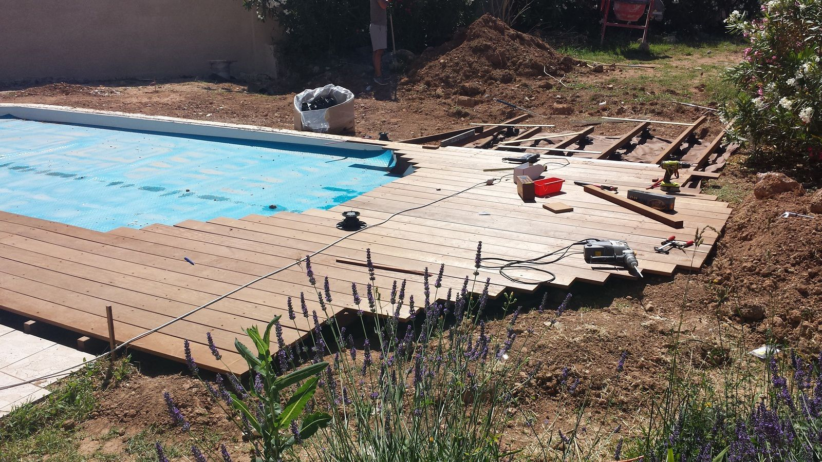 Tour De Piscine En Bois Exotique - pour Bois Helsino