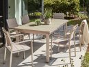 Un Salon De Jardin En Alu Avec Un Canapé D'angle | Leroy Merlin concernant Salon Bas De Jardin Naxos Aluminium Gris 9 Personnes