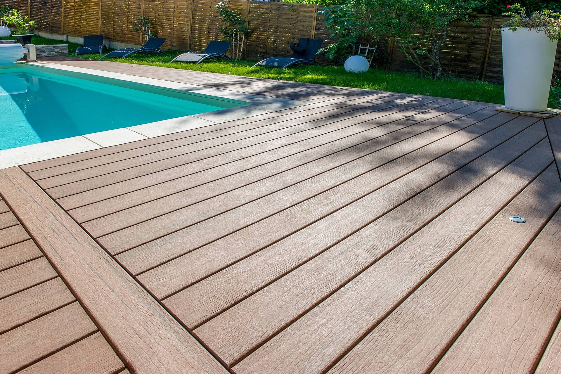 Walnut. Deck Slats - Lifecycle S2 - Upm Profi concernant Lame Terrasse Composite