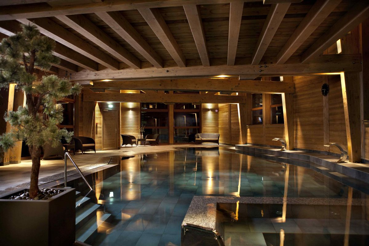 10 Spas D'hôtels De Montagne - France Montagnes - Stations ... encequiconcerne Hotel Jura Avec Piscine Intérieure