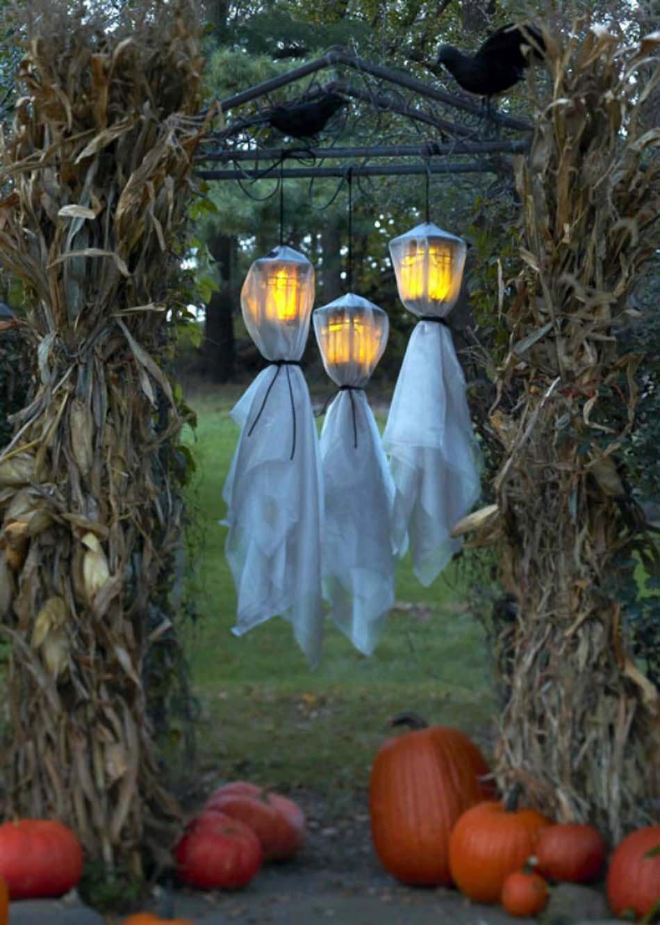 17 Idées De Déco Halloween Faisant Revivre Les Fantômes Du ... pour Deco Jardin Halloween