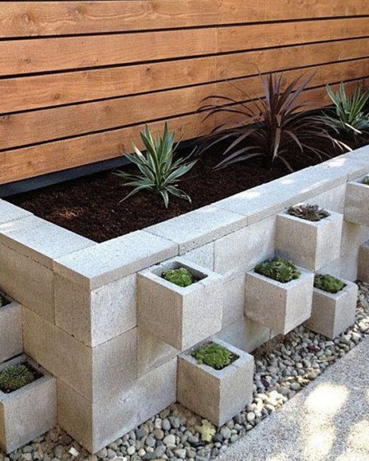 5 Jardinières Diy Avec Des Blocs En Béton (Avec Images ... intérieur Jardinieres Beton Pour Jardin