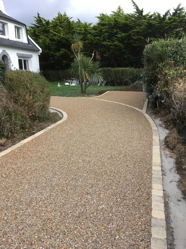 Allée De Jardin Béton Désactivé ( Béton Lavé) Région De ... encequiconcerne Allée De Jardin En Béton