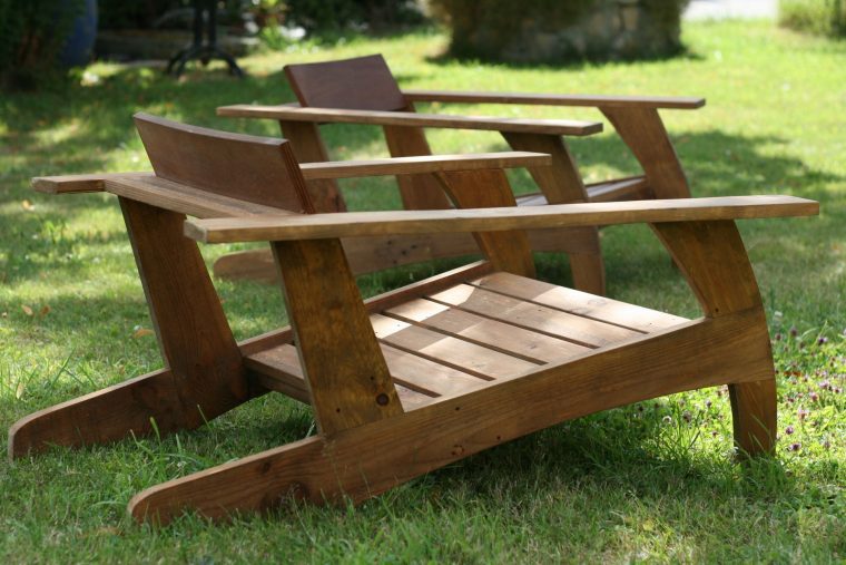 Chaise En Bois De Palette (Design Année 30) : Meubles Et ... à Fauteuil De Jardin En Bois De Palette