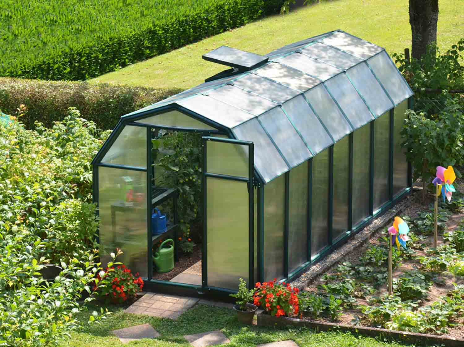 Comment Choisir Sa Serre De Jardin ? | Leroy Merlin destiné Serre De Jardin Polycarbonate Pas Cher