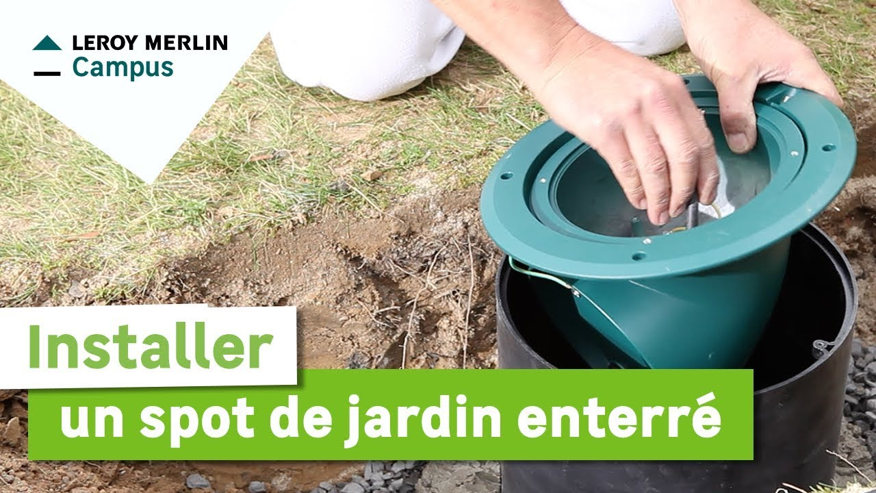 Comment Installer Un Spot De Jardin Enterré? Leroy Merlin concernant Plot Lumineux Jardin